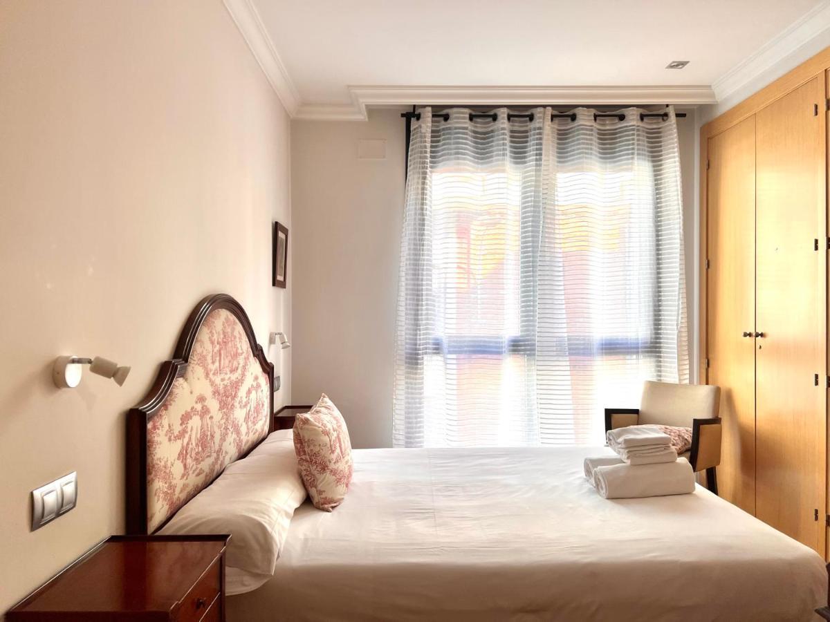 Housingleon - Centro Colon * Leon