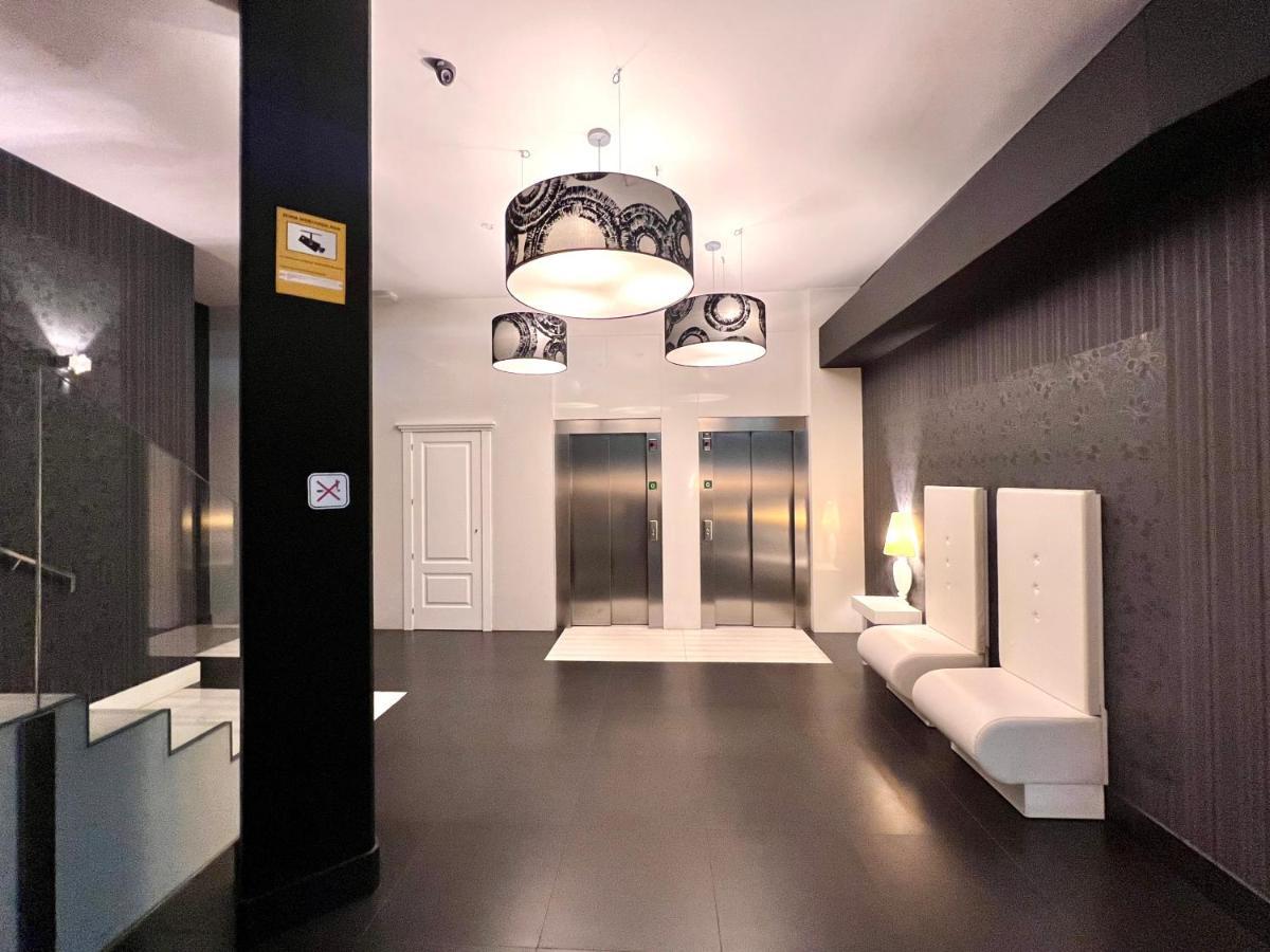 Housingleon - Centro Colon Apartment