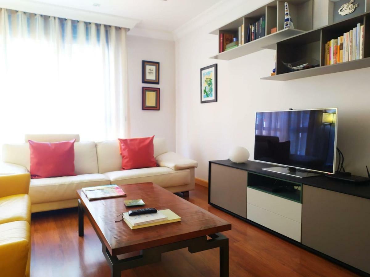 Housingleon - Centro Colon Apartment